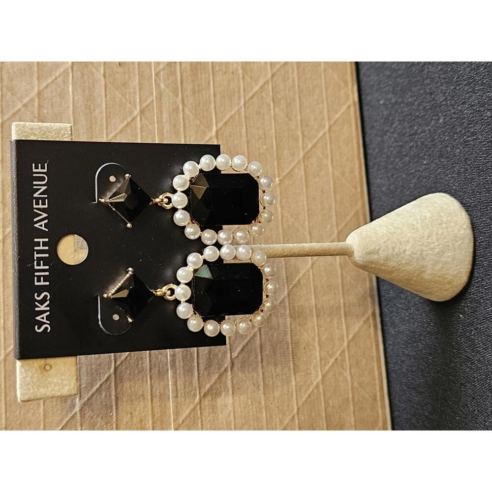 Saks Fifth Avenue Black & Pearl Earrings